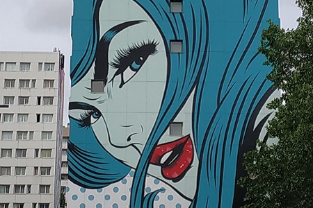 photo of the street art fresco in Paris 13 by D*Face, entitled: Turncoat