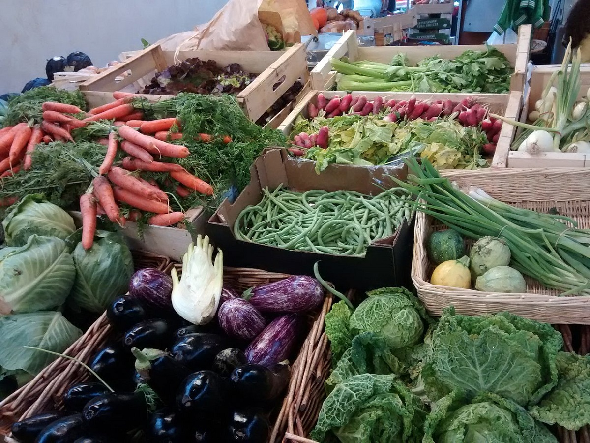 photo du legumes du marché des enfants rouges