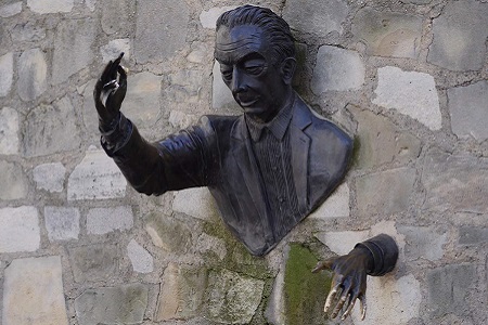 Le passe muraille monument insolite à Montmartre