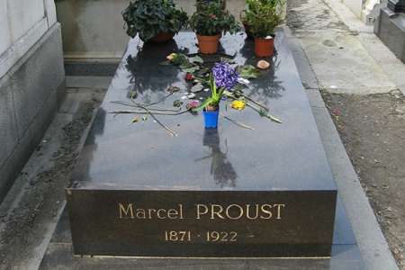 Photo of Marcel Proust's tomb in Père-Lachaise Cemetery.