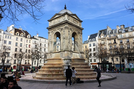 photo de la fontaine des innocents à Paris