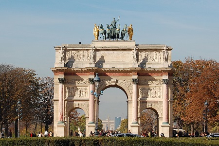 image de l arc du carrousel à Paris