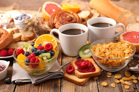 photo petit dejeuner