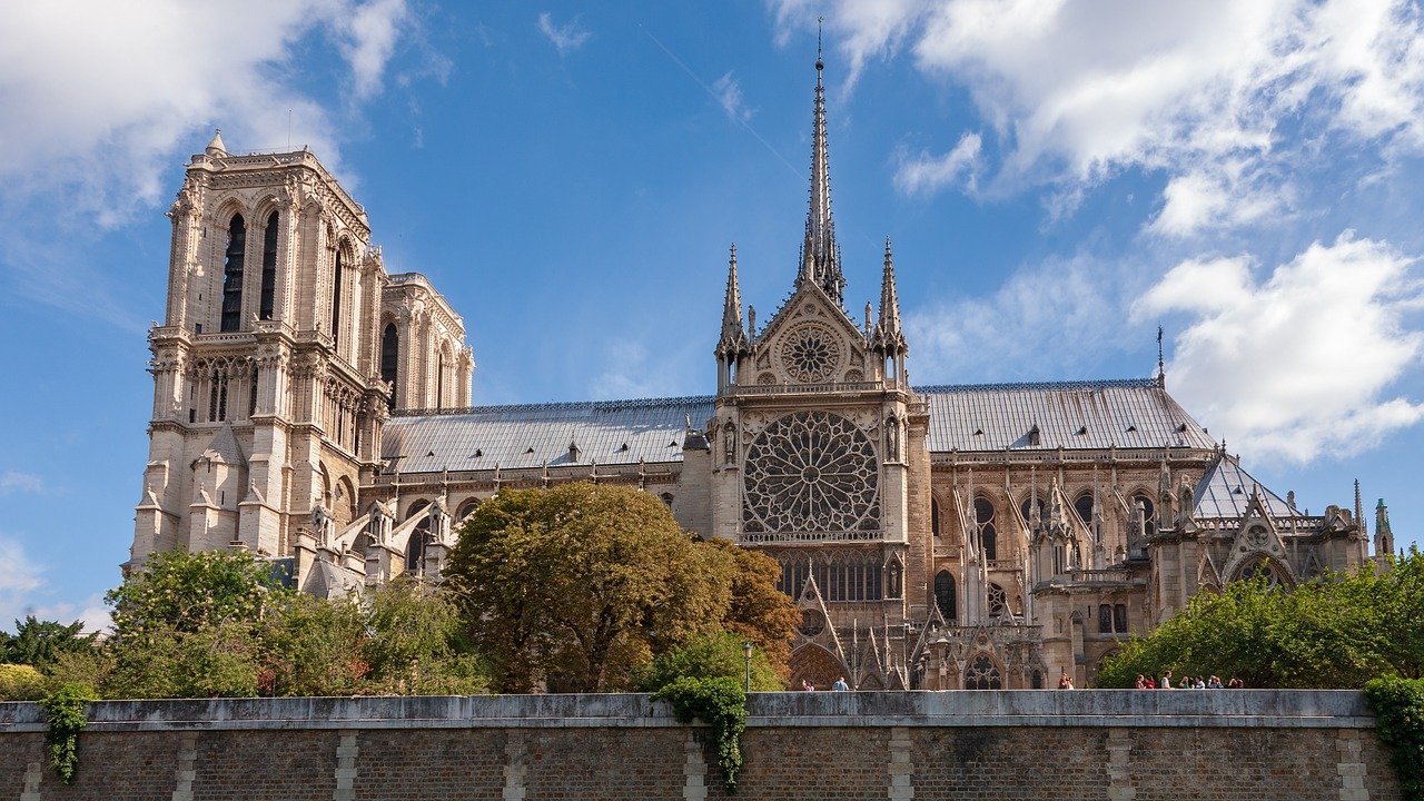 Photo de la Cathédrale Notre-Dame de Paris depuis la Seine