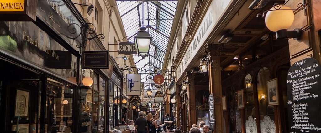 Le passage des Panoramas à Paris