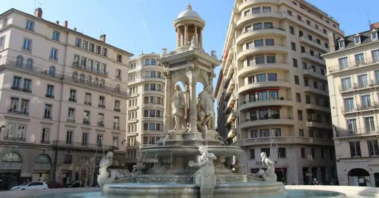 Place des Jacobins sur la Presqu'Ile de Lyon