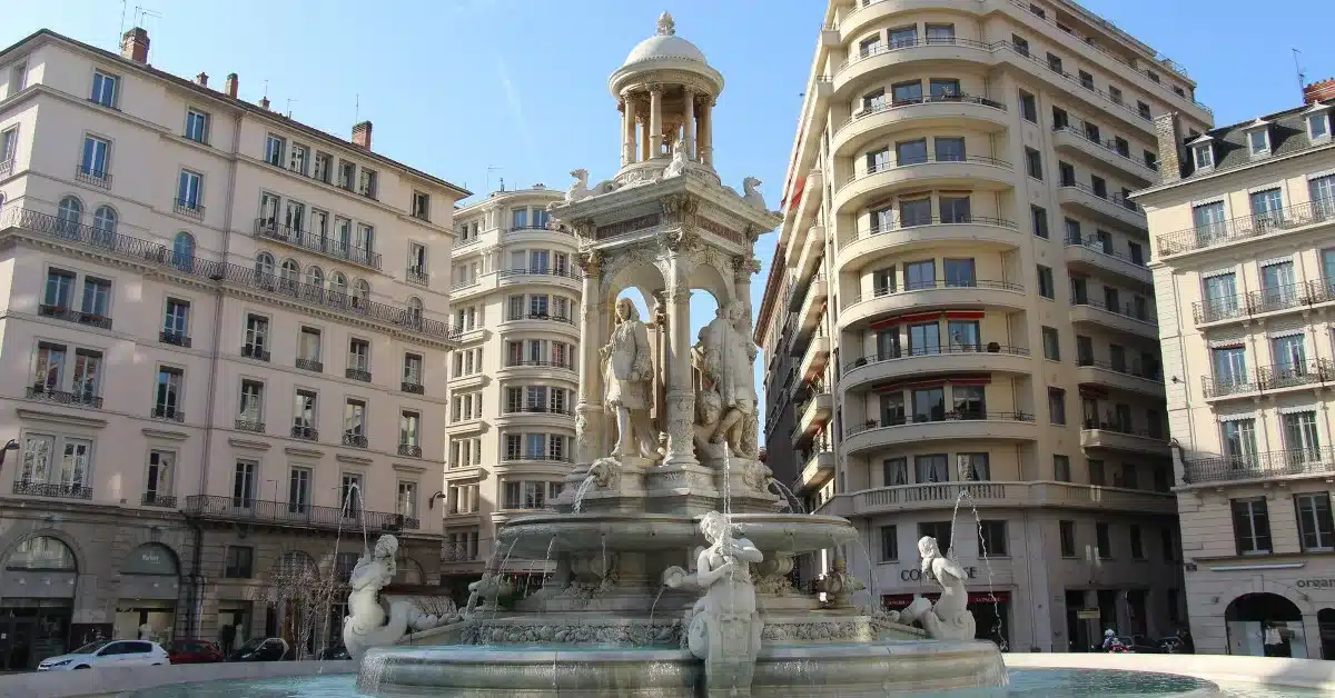 Place des Jacobins sur la Presqu'Ile de Lyon