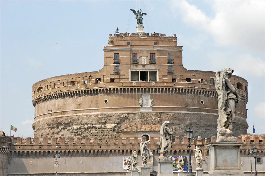 Le château Saint-Ange