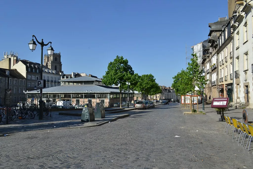 Place des Lices à Rennes