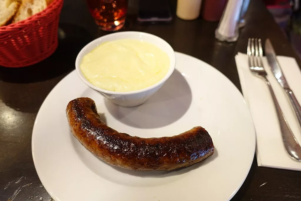 Plat Aligot Saucisse