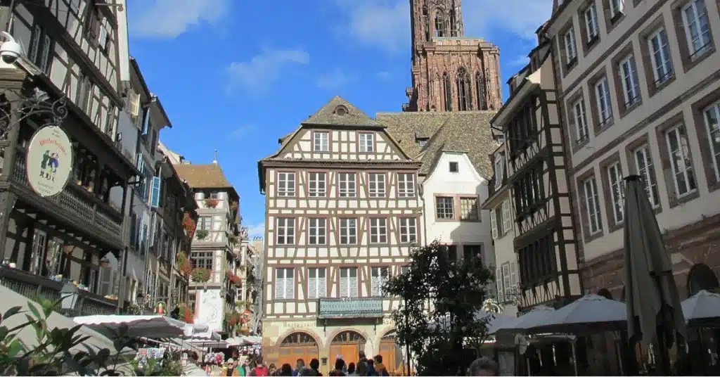 Place du marché aux cochons de lait