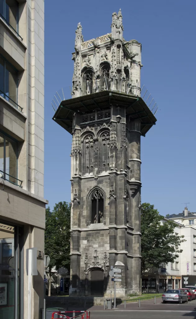 Saint-André Tower