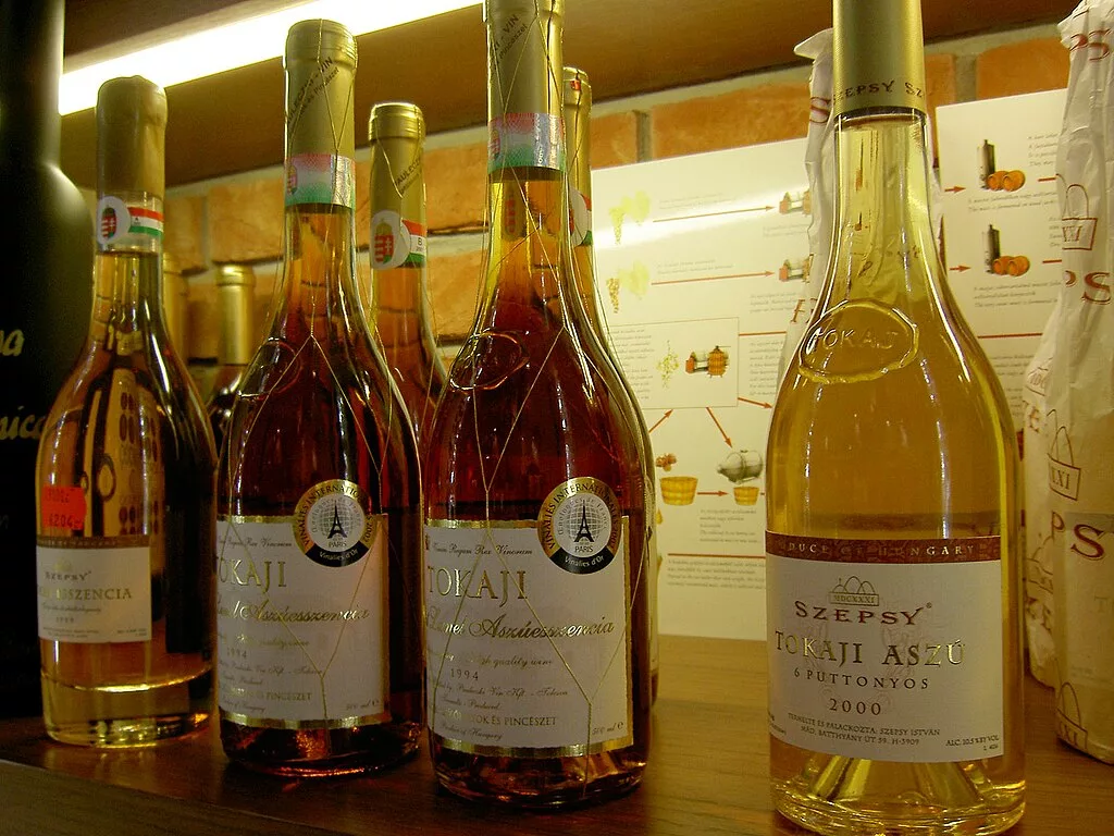 Des bouteilles de Tokaji