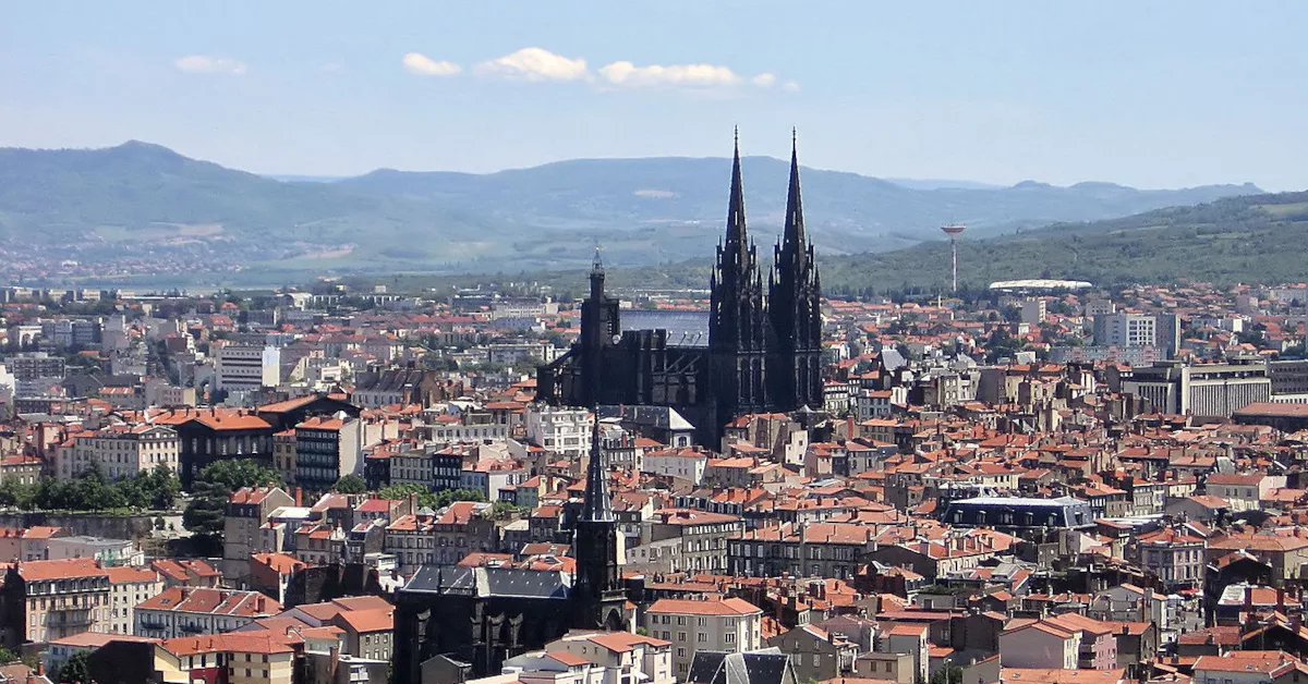 Vue du ciel de Clermont Ferrand