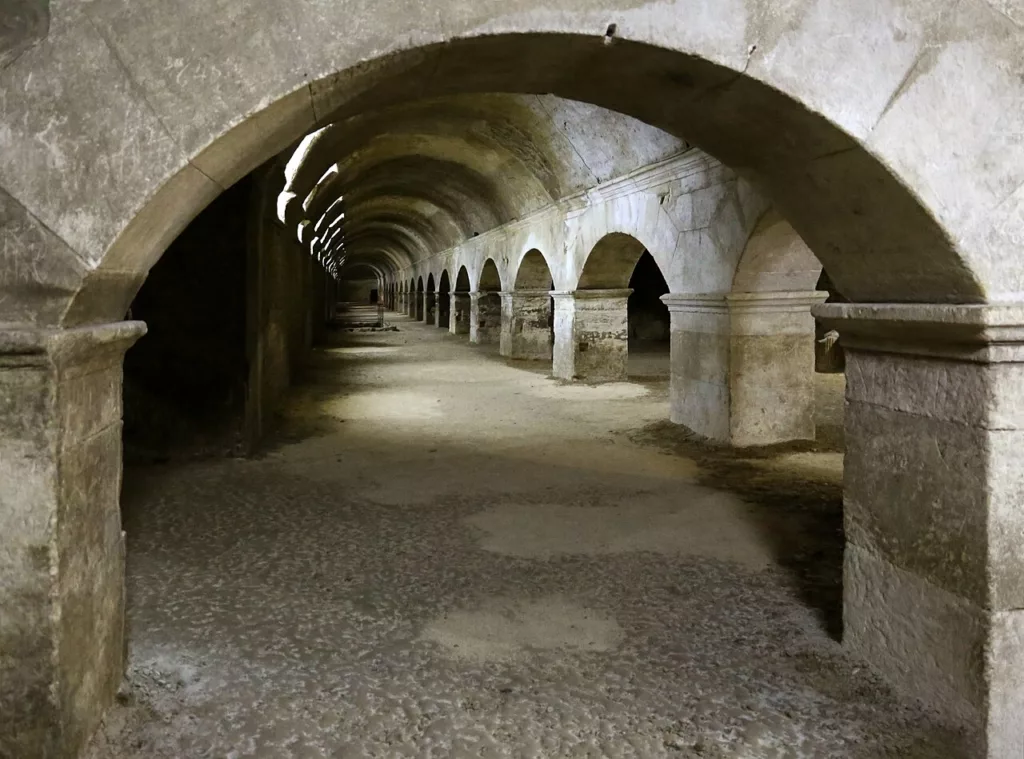 Cryptoportiques du forum d'Arles