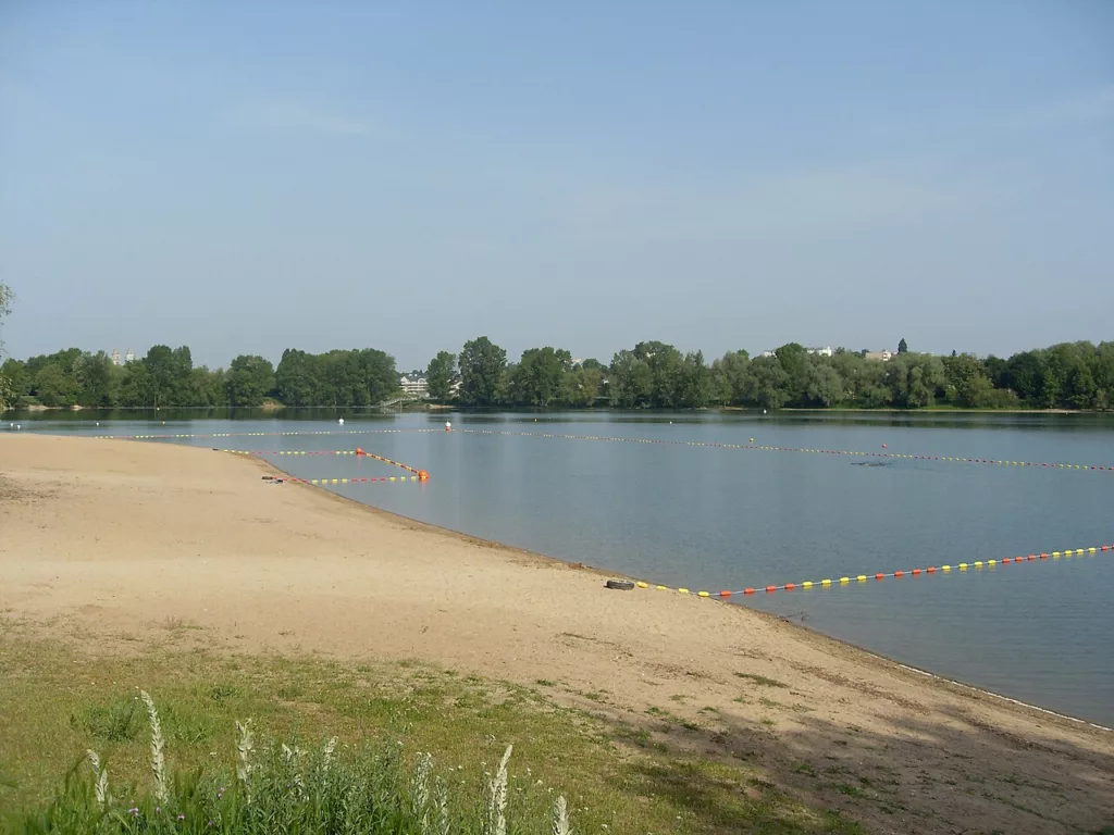 La base de loisirs de l’Île Charlemagne