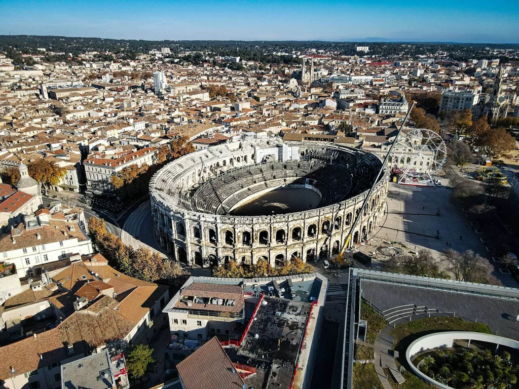 Vue aérienne de Nîmes