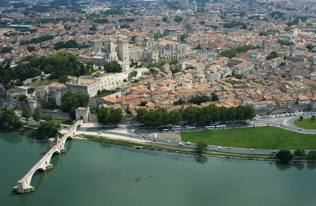 Vue aérienne d'Avignon