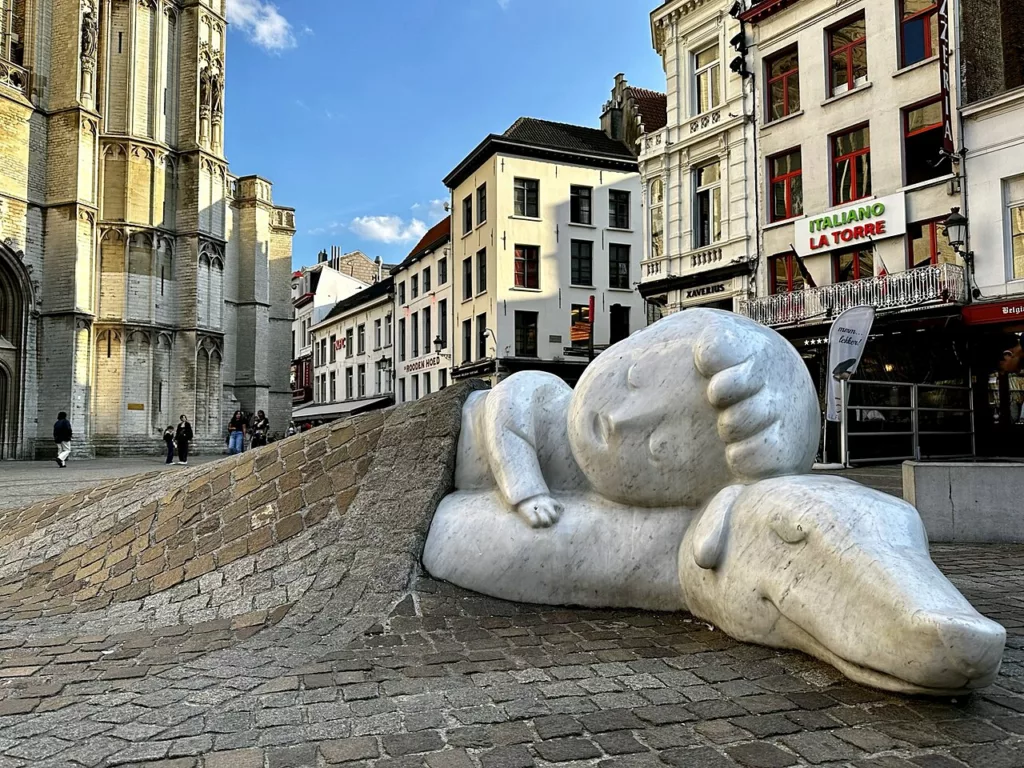 La statue de Nello et Patrasche